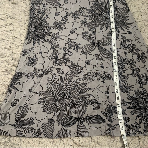 Bryn Walker Irys Floral Gallery Gray Shift Tunic Dress - Picture 13 of 13